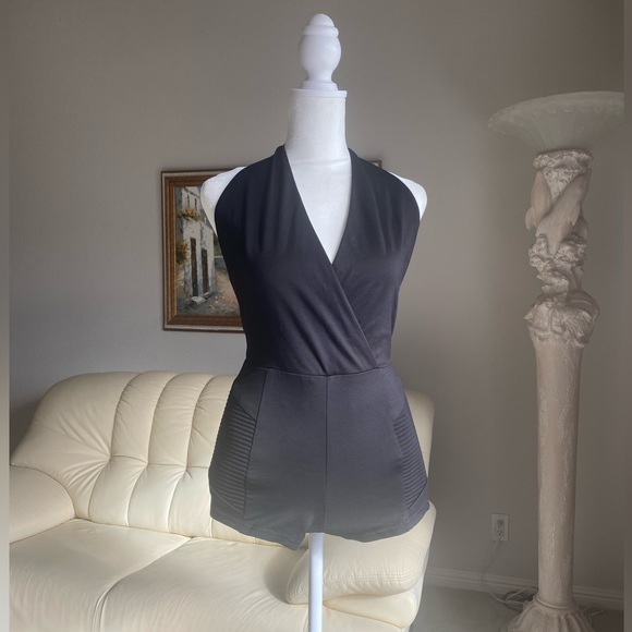 Pierre BALMAIN size 36 WRAP-EFFECT STRETCH-JERSEY HALTERNECK PLAYSUIT - Picture 12 of 14